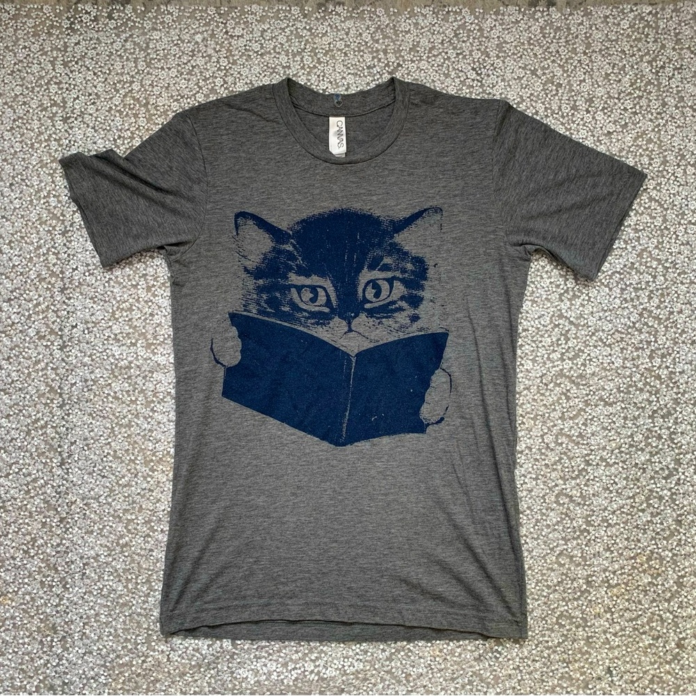 Cat Reading a Book Crewneck Graphic T-Shirt